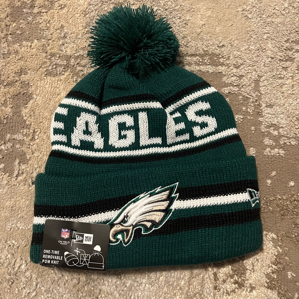 New Era Green and Black Philadelphia Eagles Knit Hat Pom NFL Beanie
